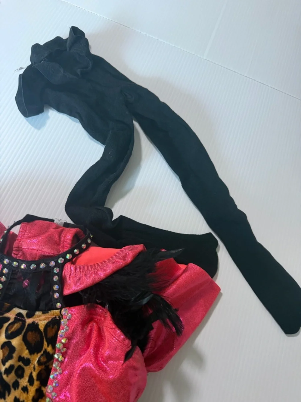 PUMPER’S Sassy Jazz custom competition Solo Costume Pink Leopard Feather IC